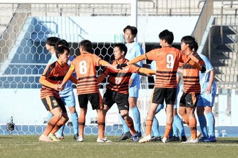 2ページ目 第100回全国高校サッカー選手権の 嵐の眼 山口代表 高川学園 14年ぶり準決勝進出 を呼んだ世界を驚かす円陣秘技 トルメンタ 次戦 準決勝の相手は青森山田 サッカー批評web